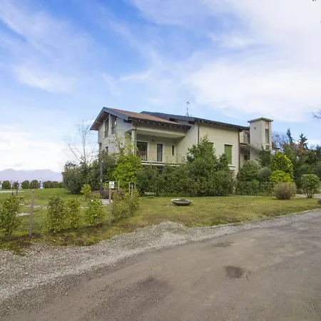 Piantini Sleeps 3 Pool Meina
